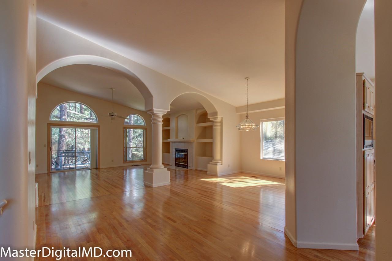 275 Edgewood Ct - Photo 3 of 31