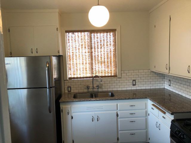 2622 Parker Ave - Photo 3 of 9