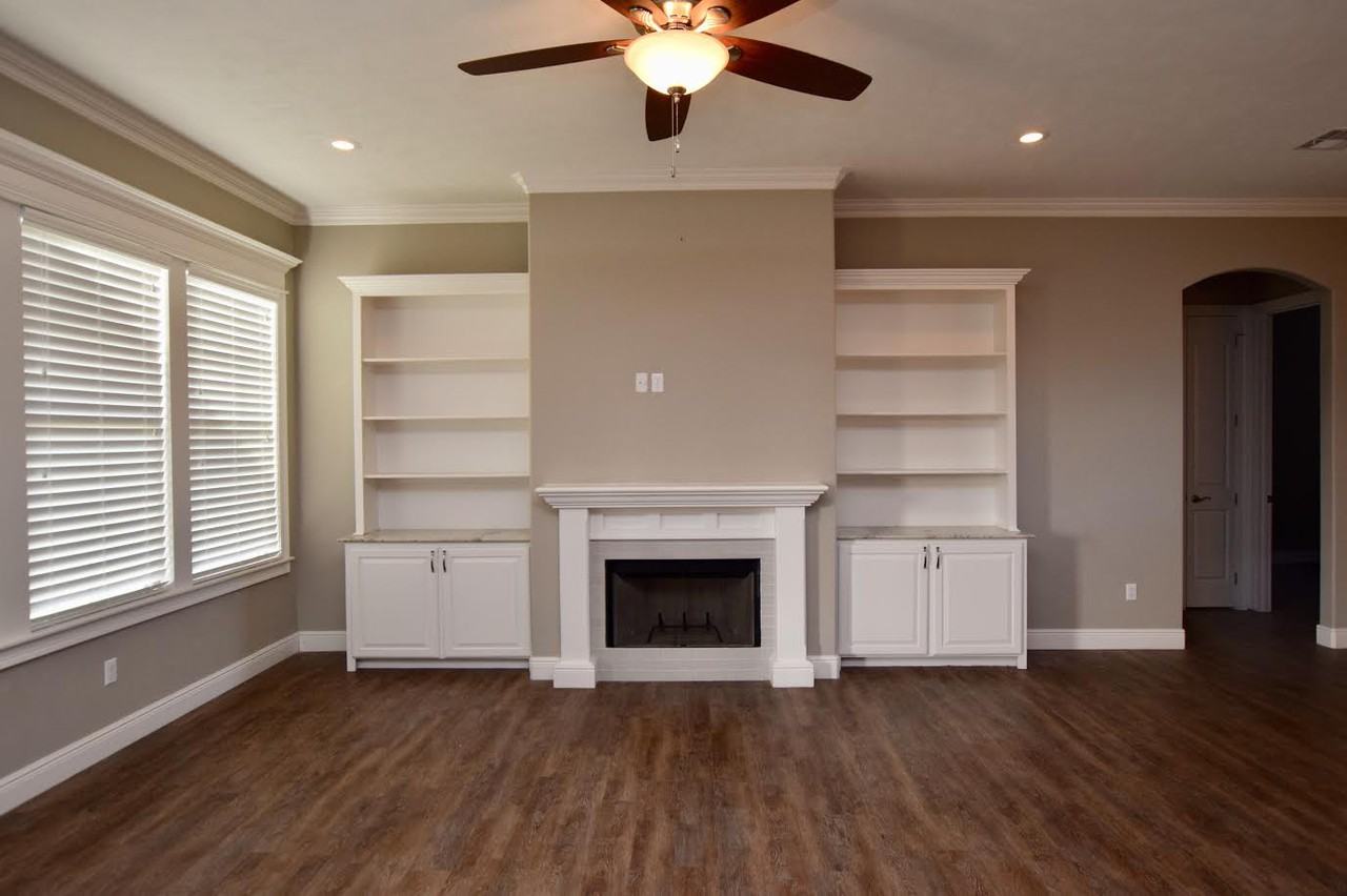 1475 Trisha Ct - Photo 2 of 19