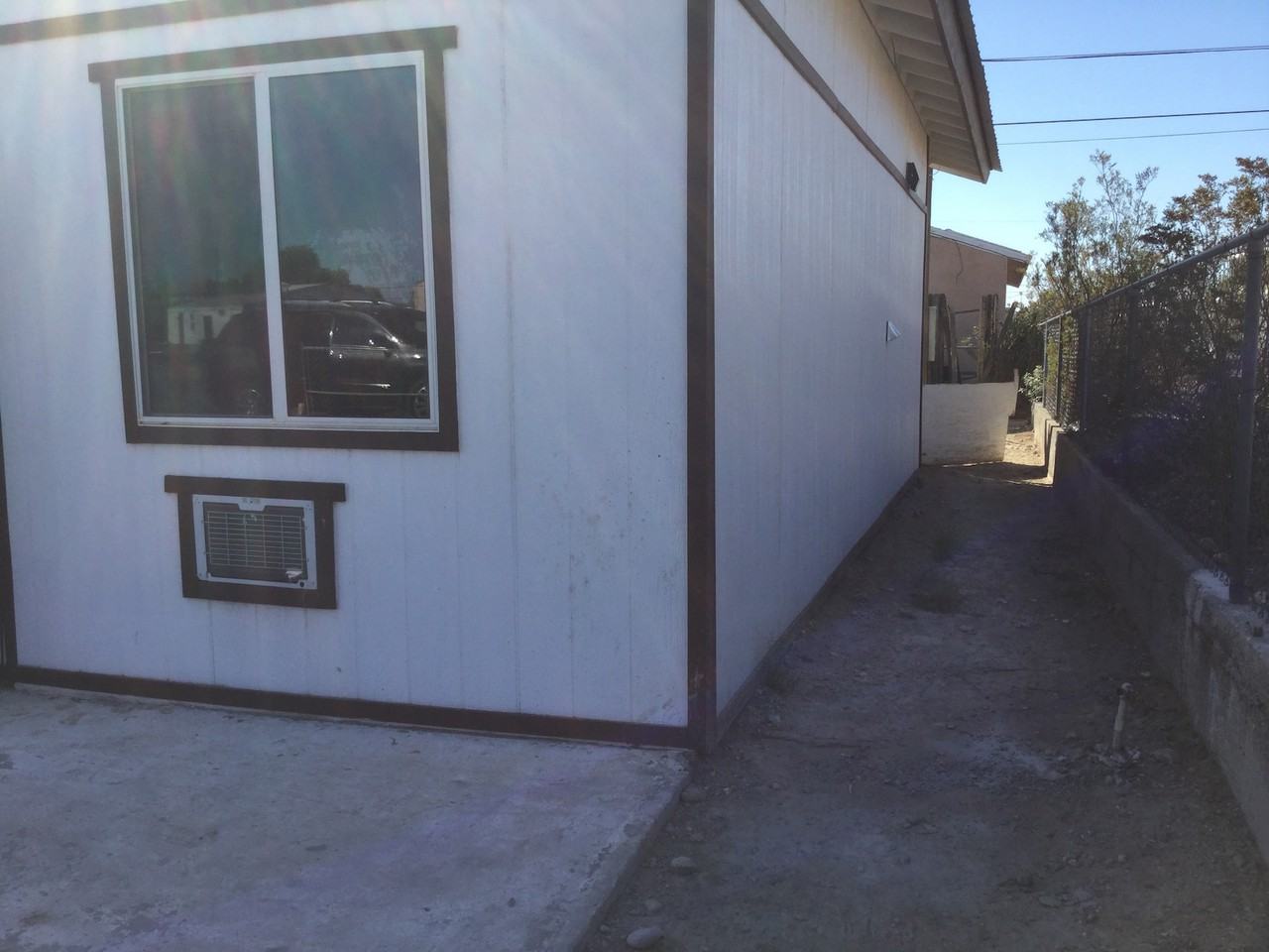 2088 Del Rey Dr - Photo 2 of 28