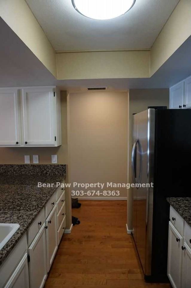 23569 Genesee Village Rd - Photo 3 of 10