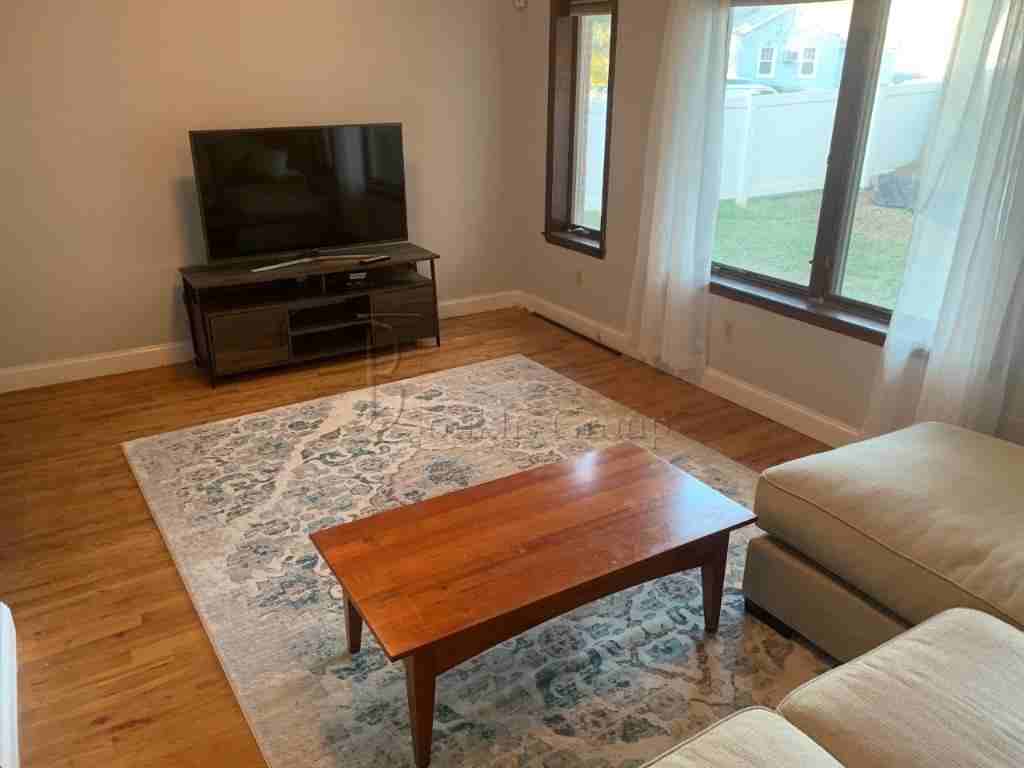 3175 Wissman Ave #1 - Photo 3 of 9