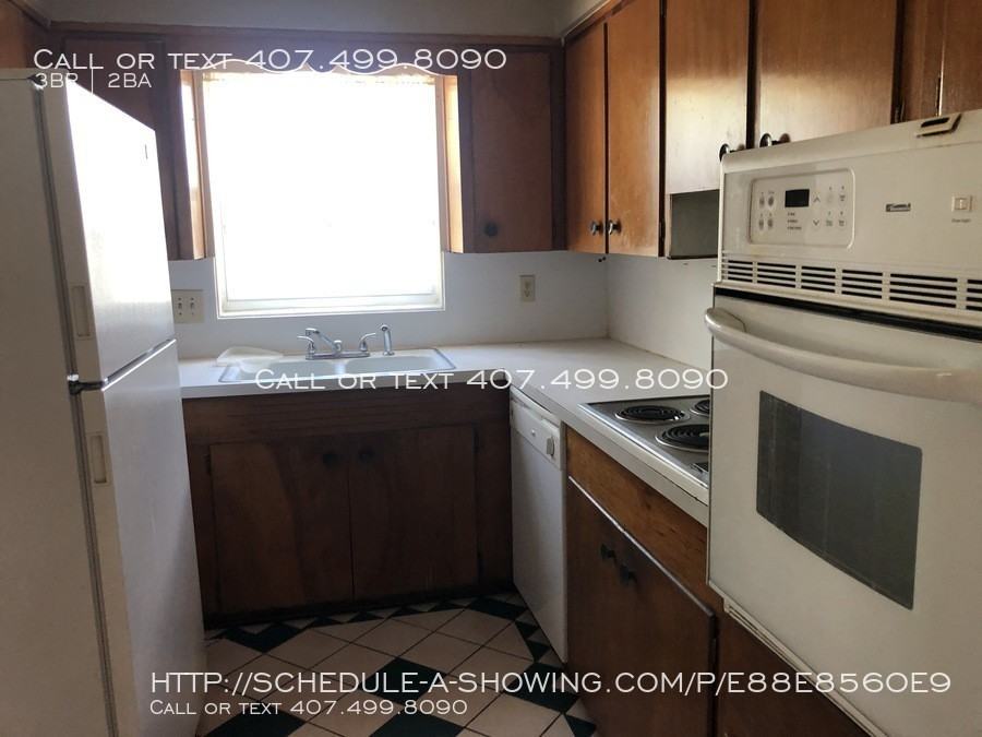 4510 Lenmore Street - Photo 2 of 5