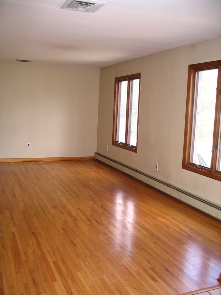 2B 2b Colby Court - Photo 2 of 10