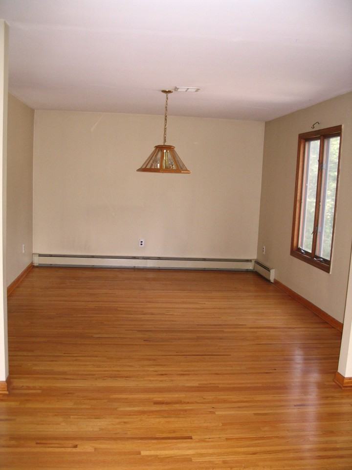 2B 2b Colby Court - Photo 3 of 10