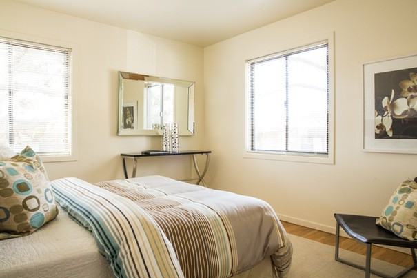 1518 Pershing Drive #E - Photo 2 of 8