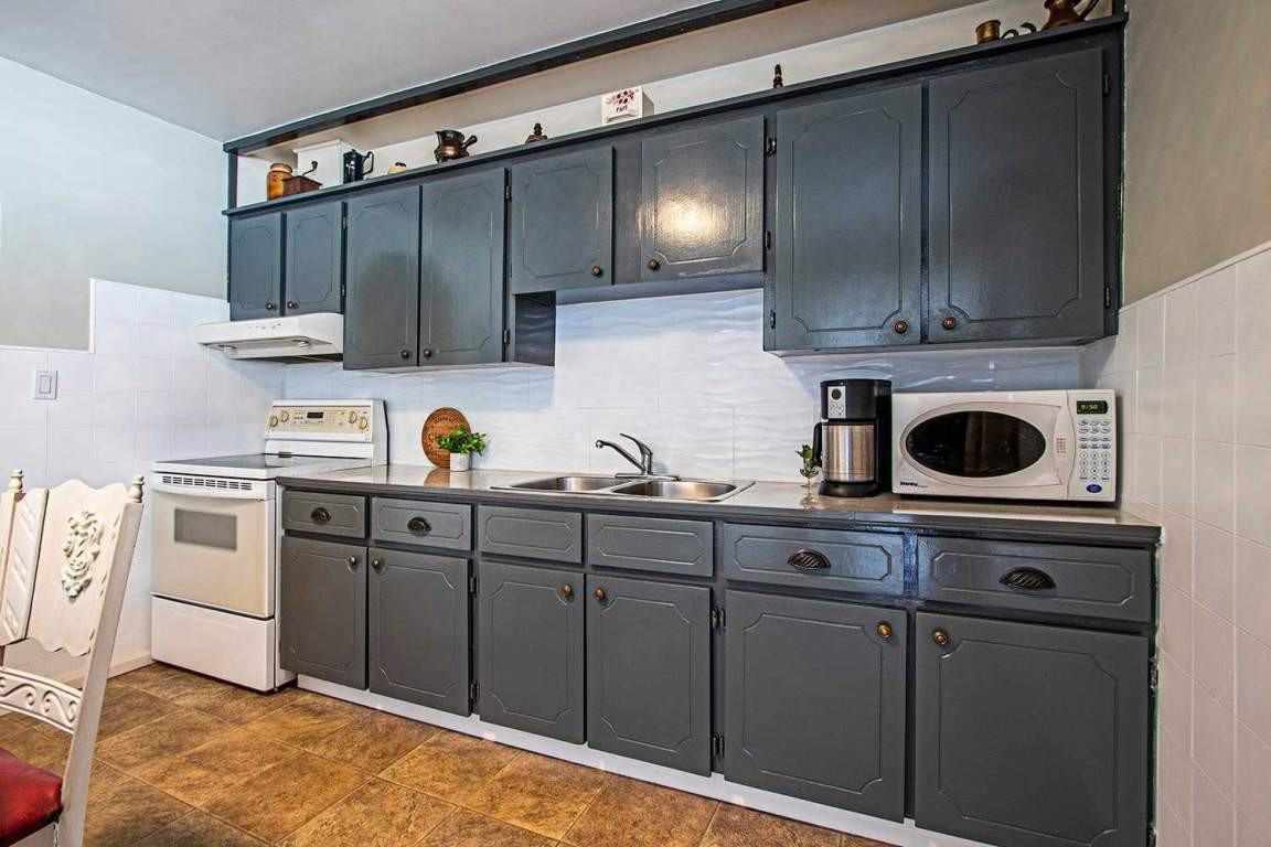 3 BED | 2 BATH HOUSE FOR RENT @ OSHAWA | HWY 401 - Photo 3 of 13