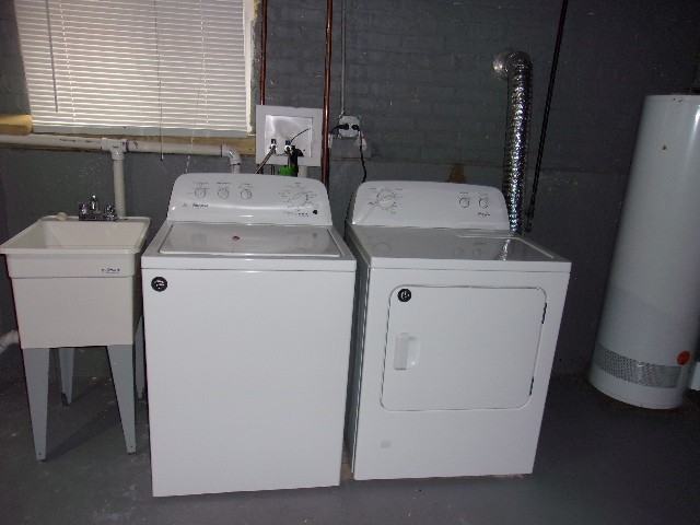 3115 West 85th Street - Photo 3 of 9