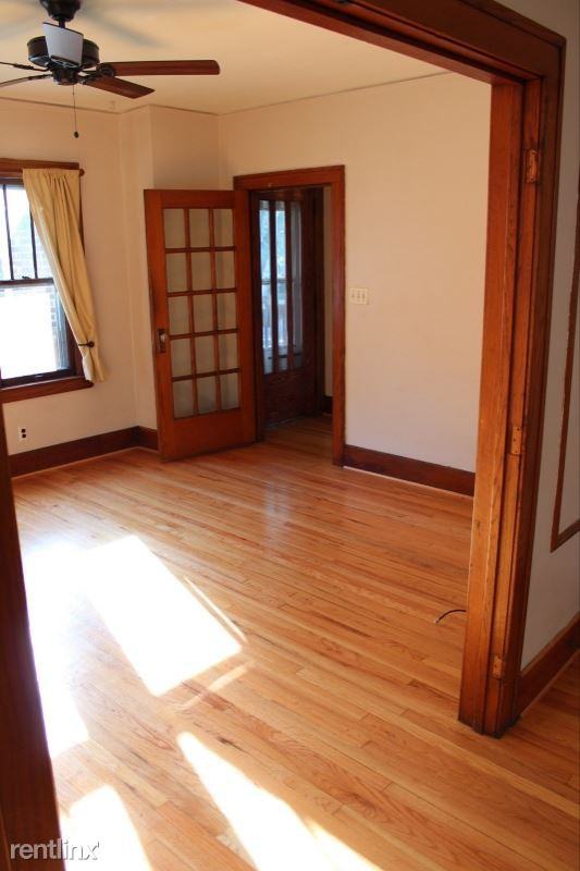 1318 Wayburn St - Photo 2 of 11