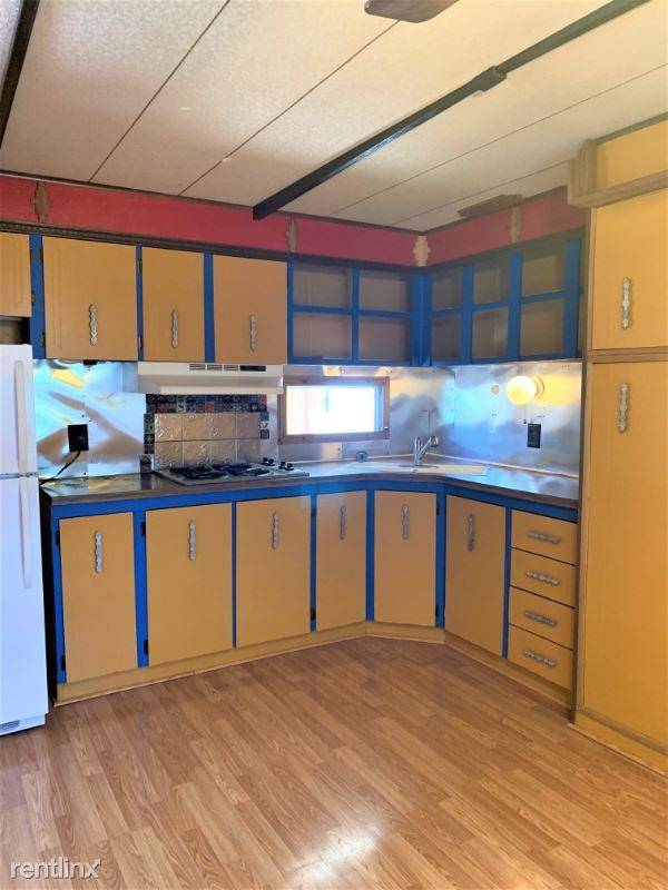 1048 E Riverside Dr. #2 - Photo 2 of 8