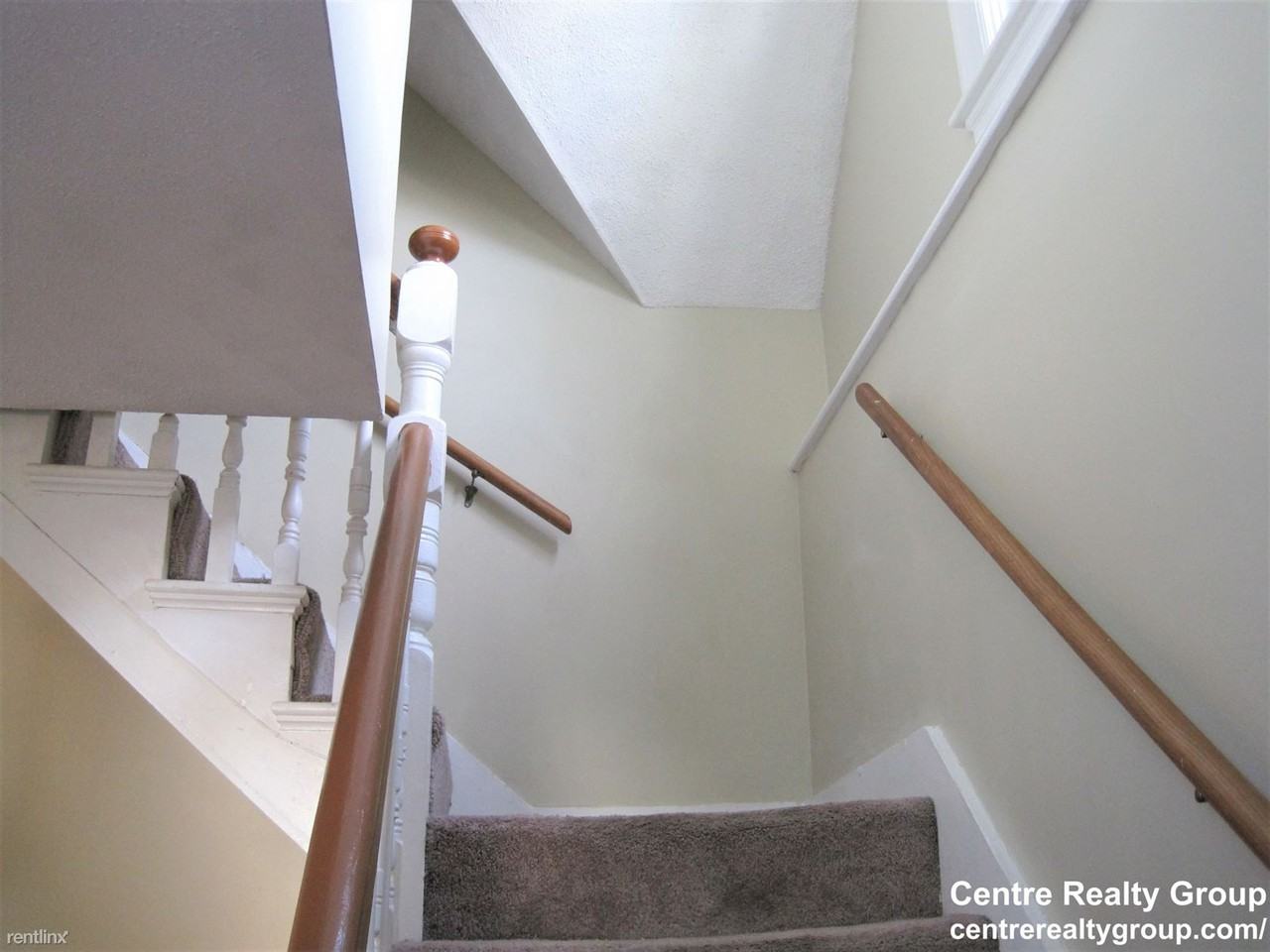 West Selden - Photo 2 of 5