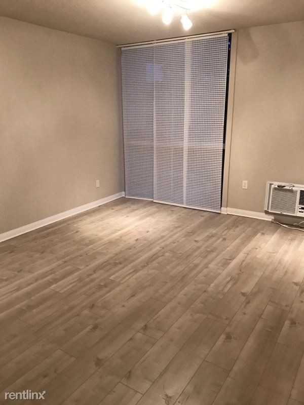 3050 Rue Dorleans 298 - Photo 3 of 11