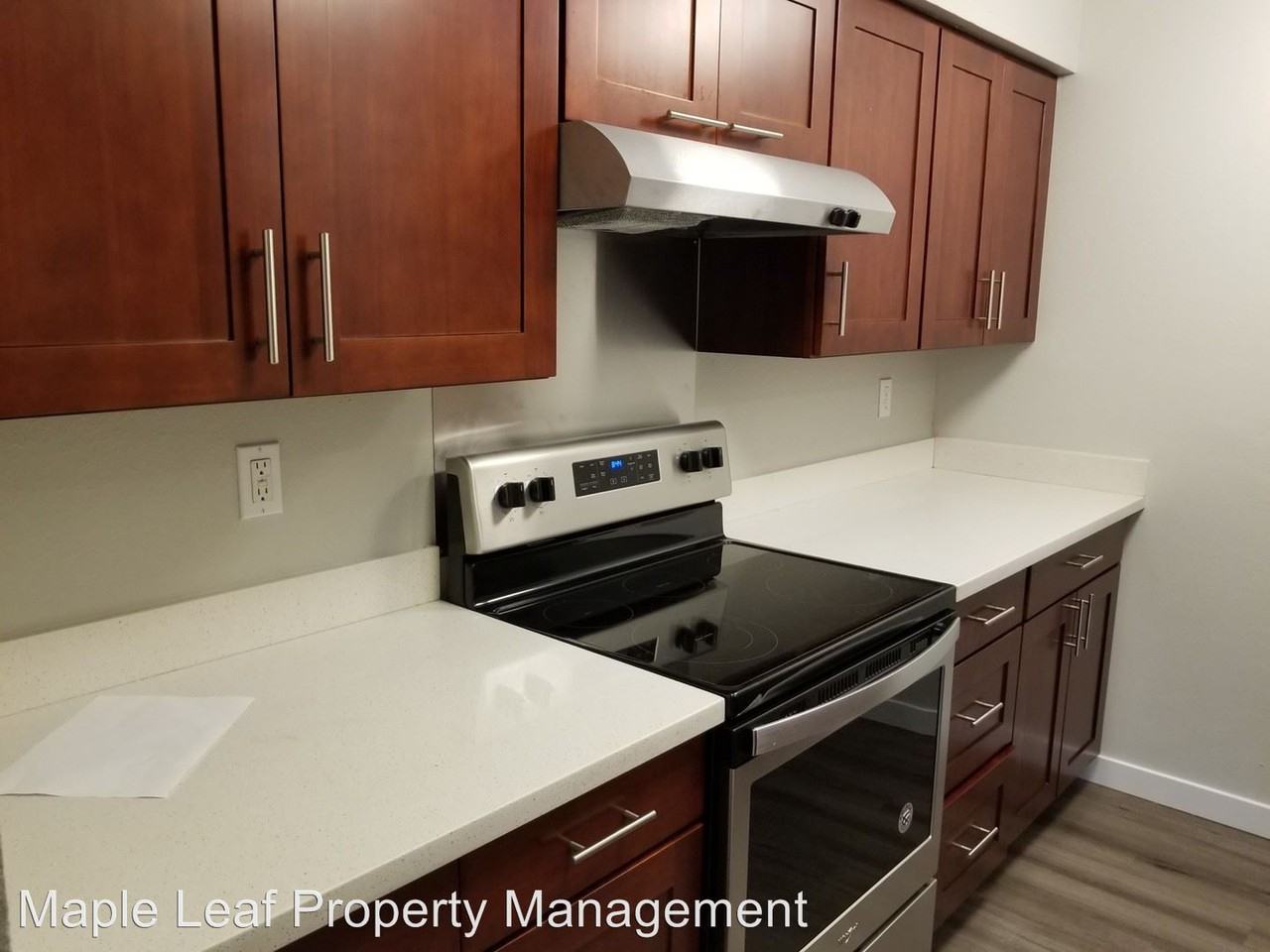 11342 3rd Ave Ne - Photo 3 of 10