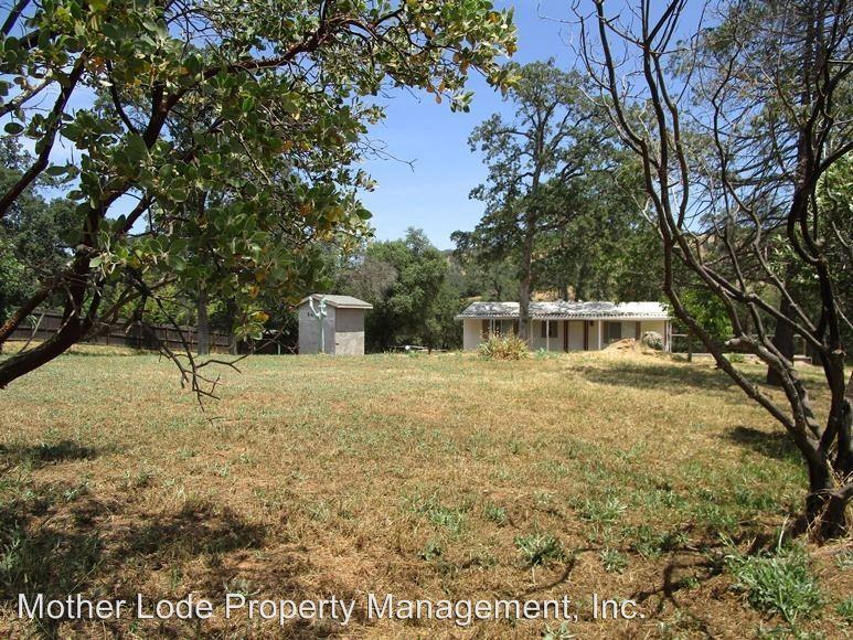 14007 Park Ave - Photo 3 of 20