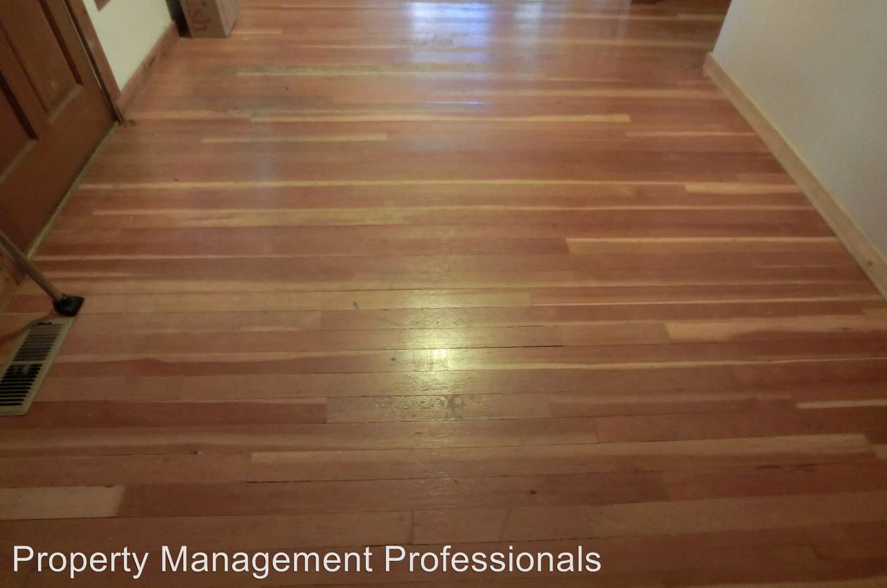 12118 Redwood Hwy - Photo 3 of 13