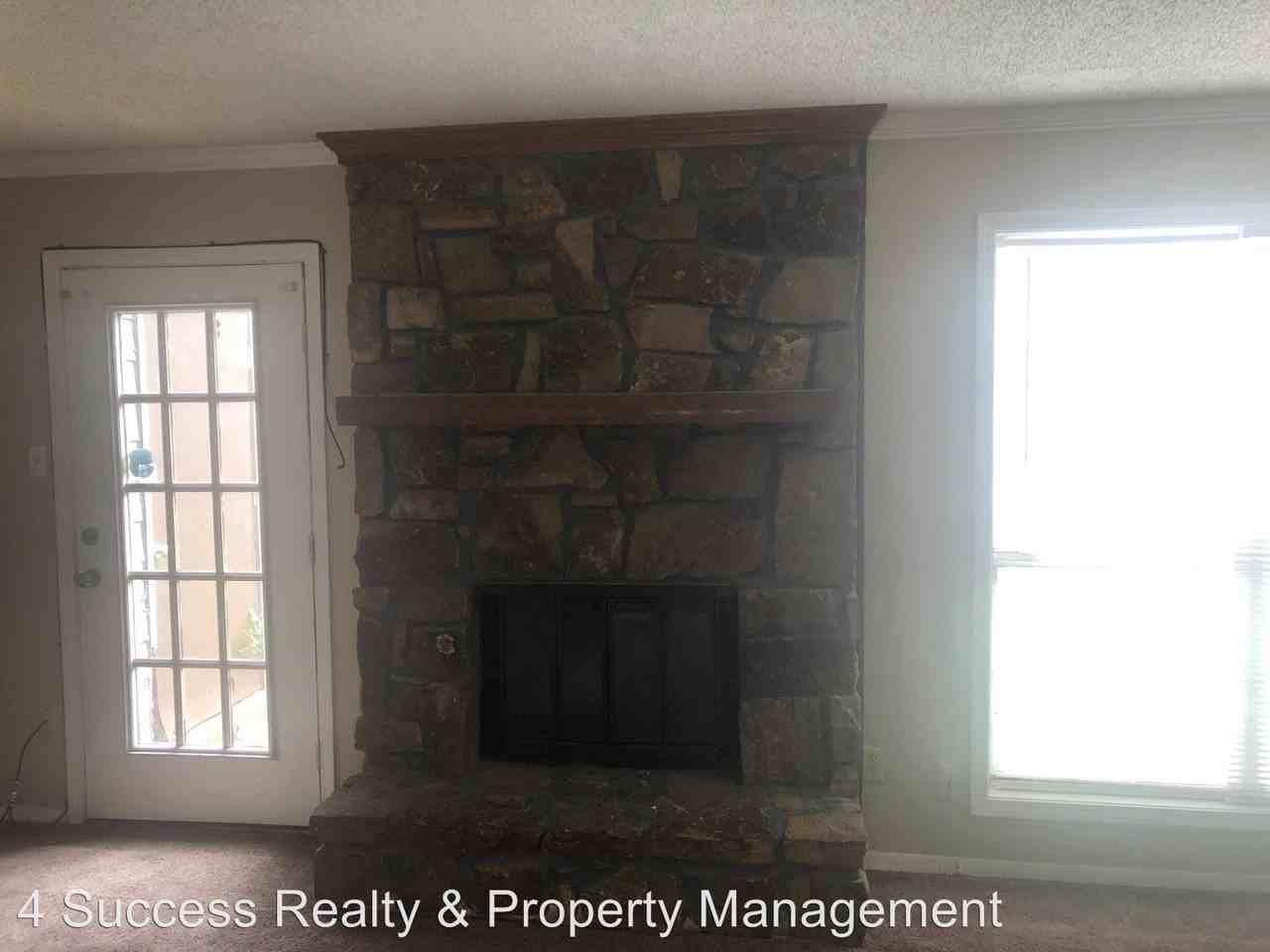 2782 West Hickory Bluff - Photo 2 of 4