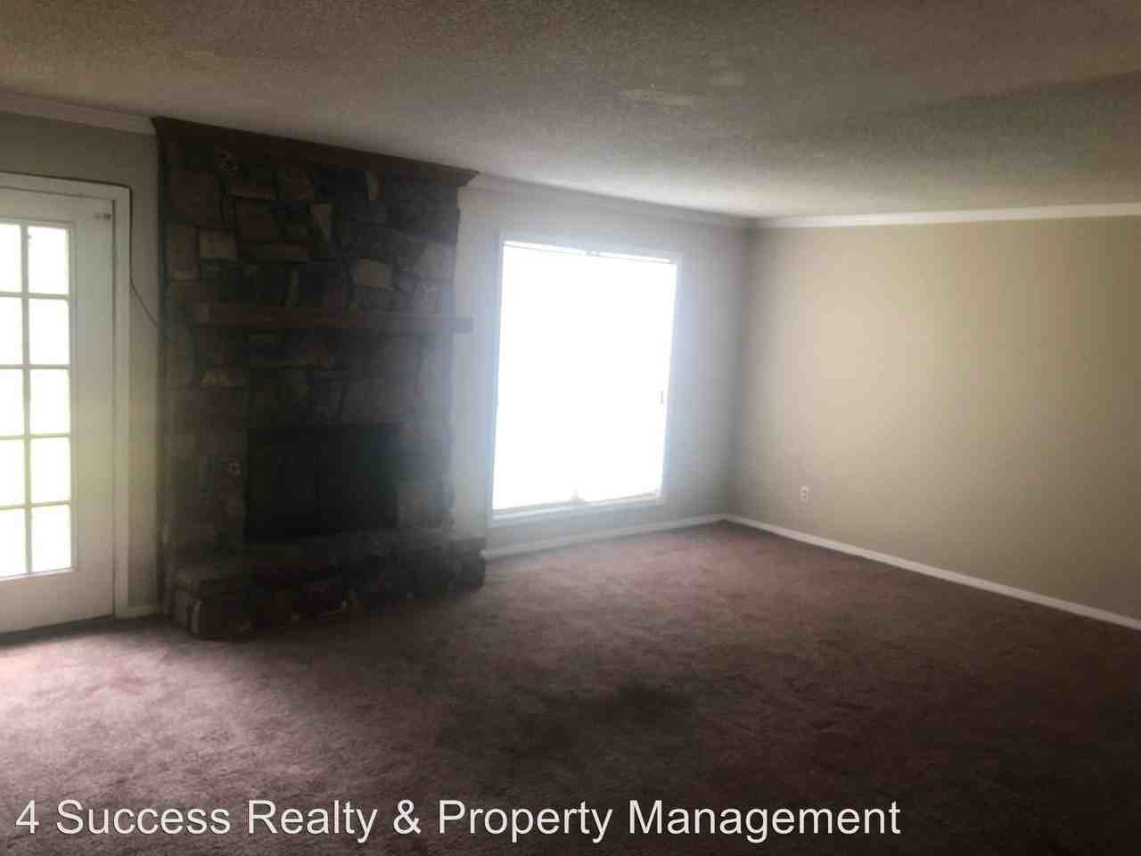 2782 West Hickory Bluff - Photo 3 of 4