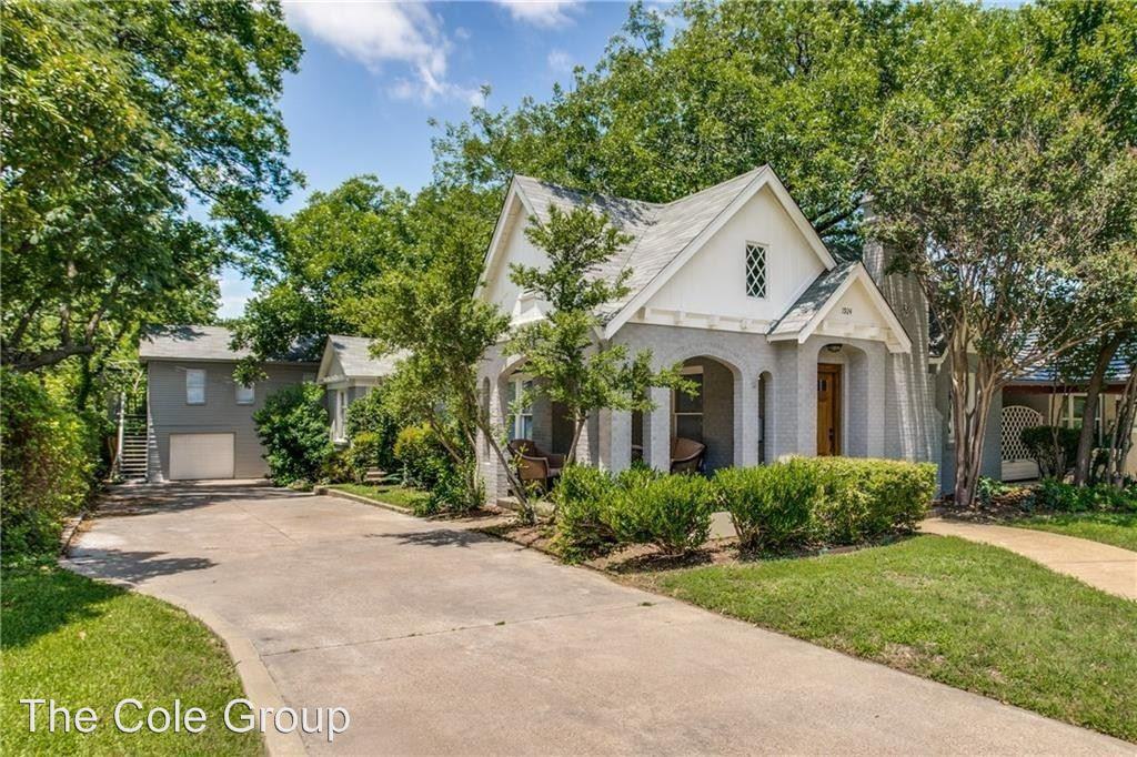 1924 Forest Park Blvd - Photo 2 of 25