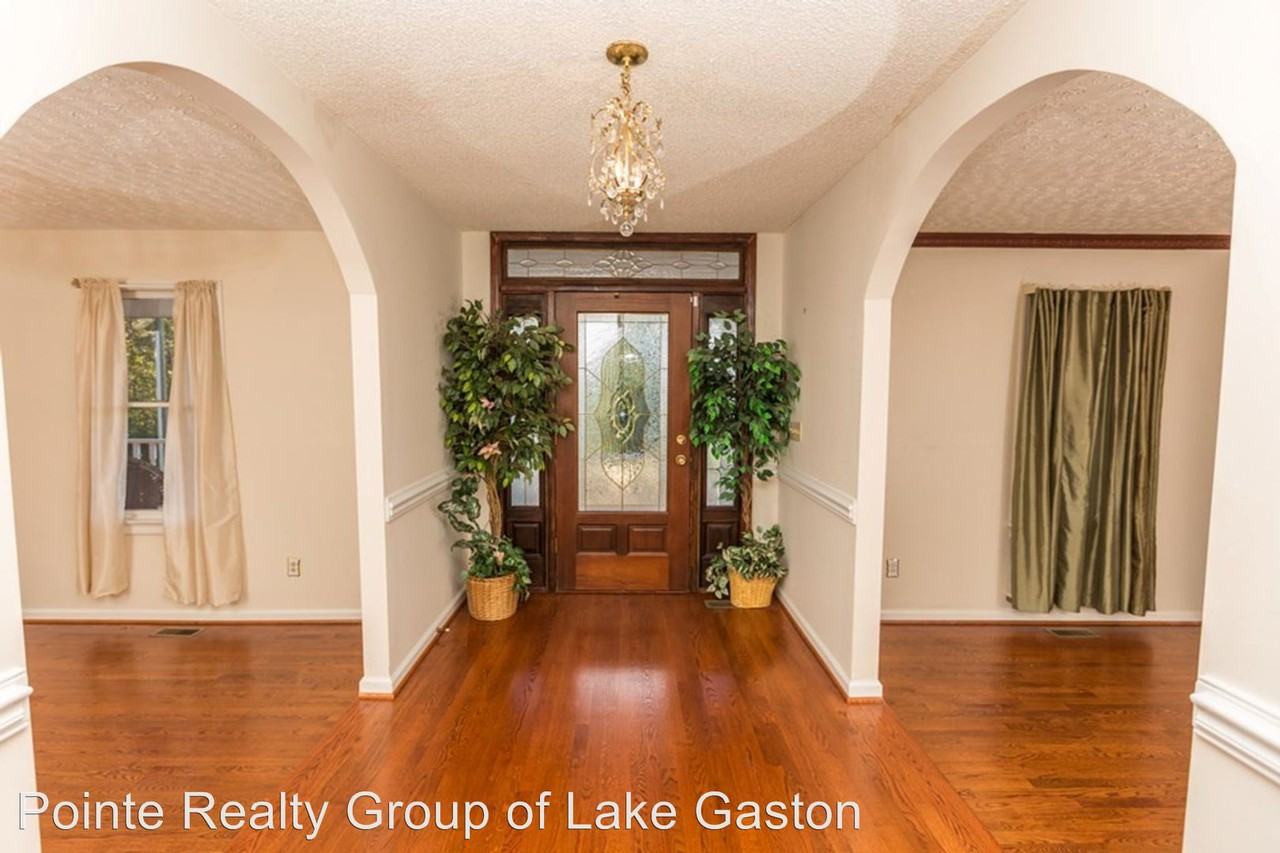 5158 Boydton Plank Road - Photo 2 of 18