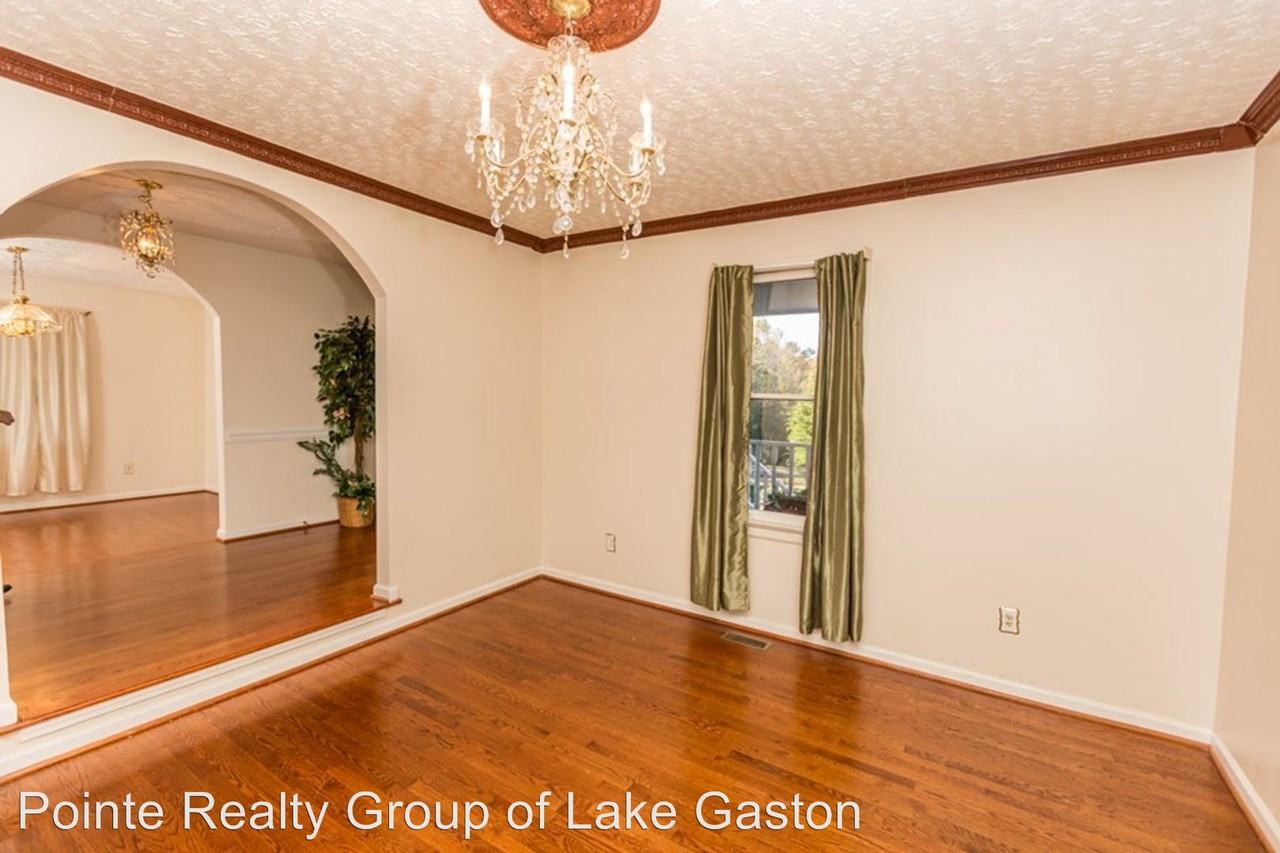 5158 Boydton Plank Road - Photo 3 of 18