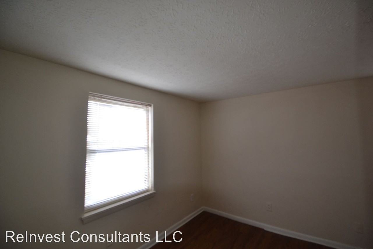 314 Rolef Ave - Photo 2 of 18