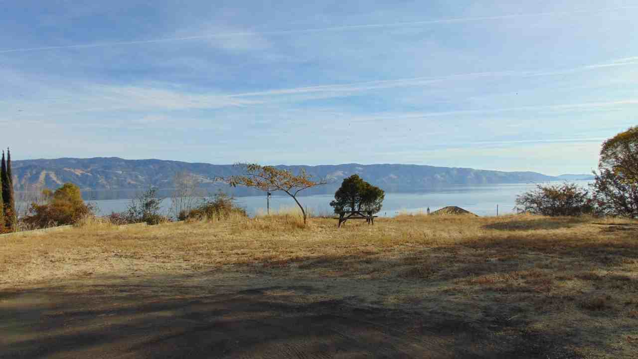 2554 Beach Ln - Photo 2 of 2