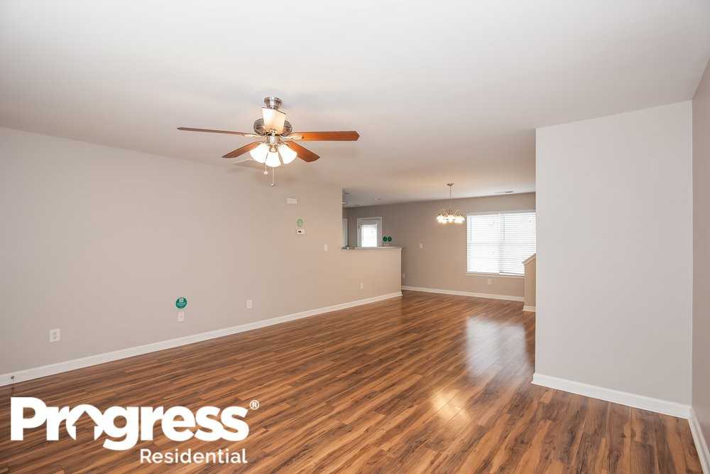 7109 Weavers Run - Photo 2 of 15