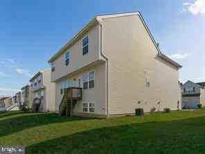 25 Birmingham Drive - Photo 3 of 32