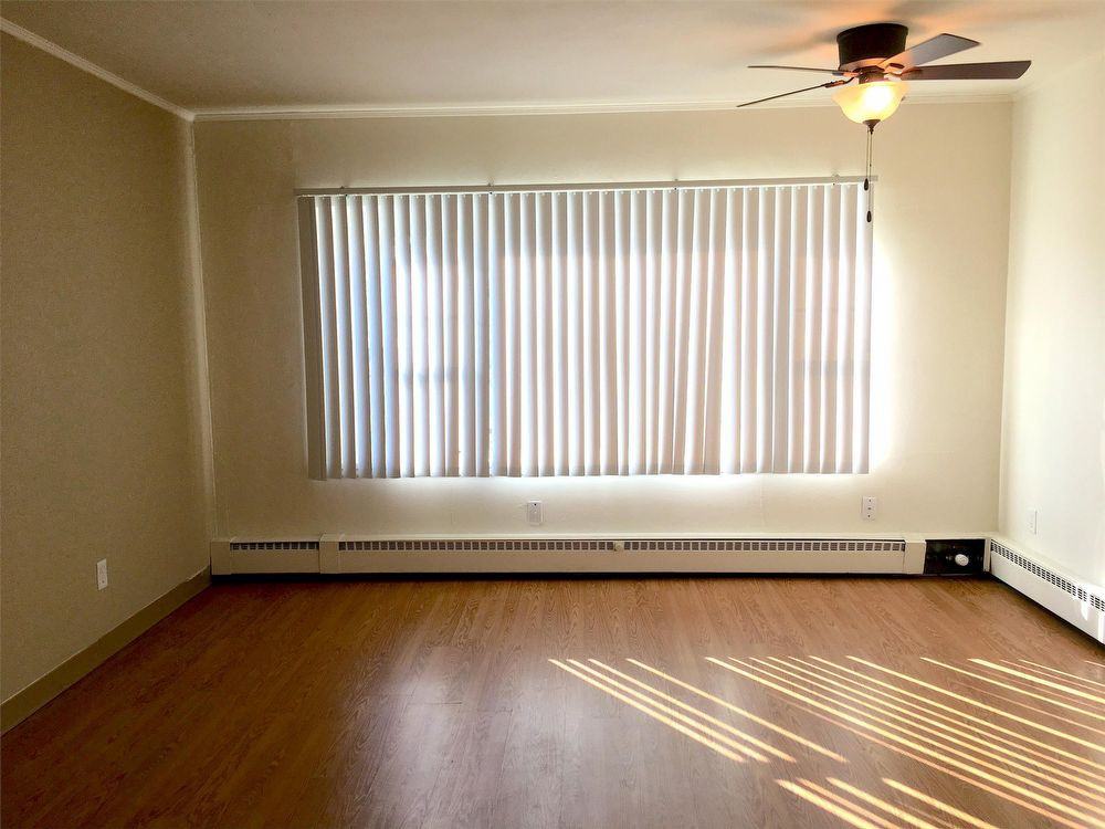 2040 Saunders Ave - 305 - Photo 2 of 12