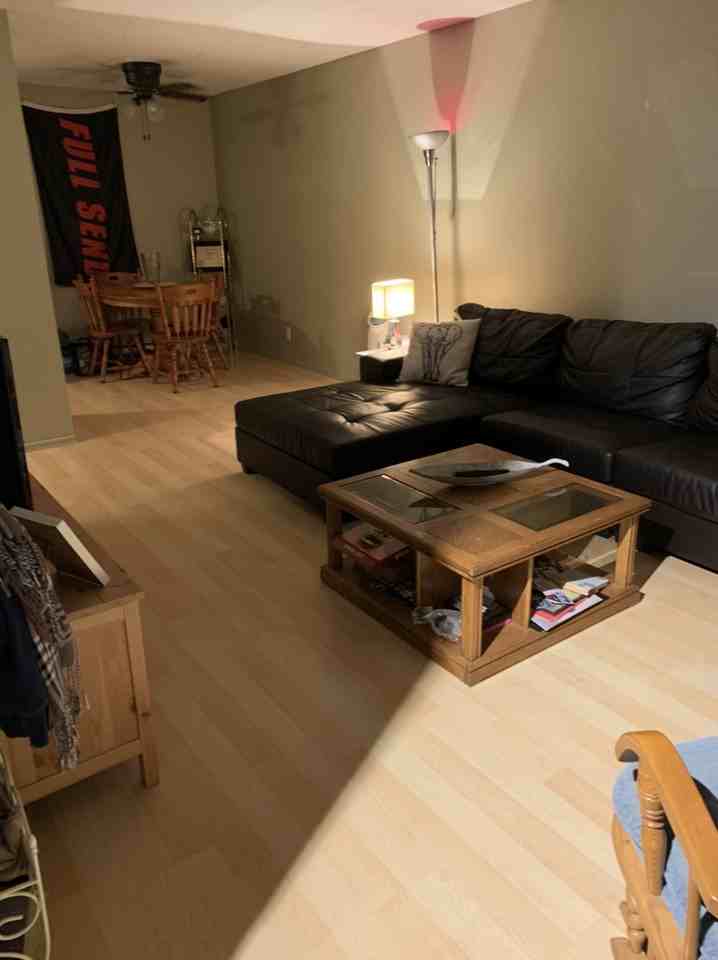 320 Carriage Rd - Photo 2 of 7