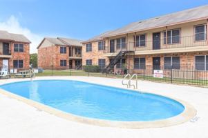 featured image of 2101 Mustang Rd