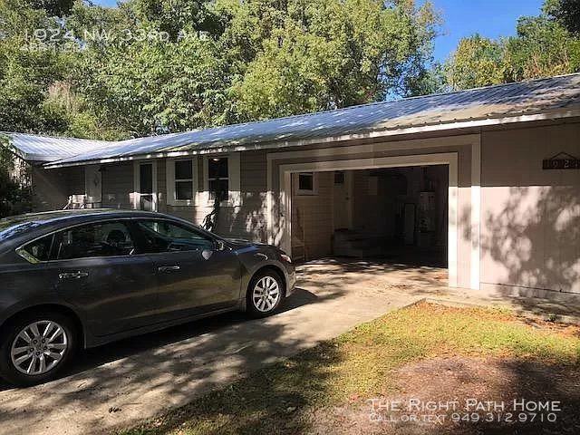 1924 Nw 33rd Ave - Photo 2 of 19