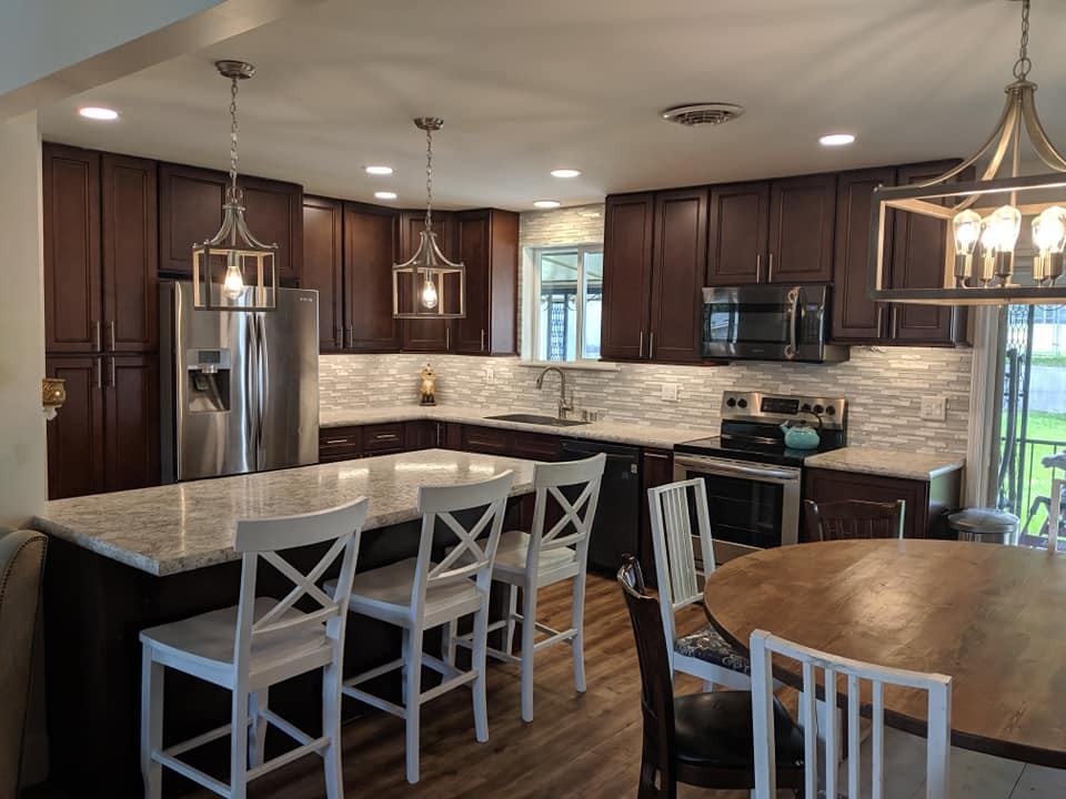 465 N 61st Ave - Photo 3 of 21