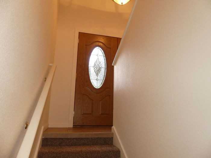 314 Southeast Beech Avenue - Photo 3 of 12