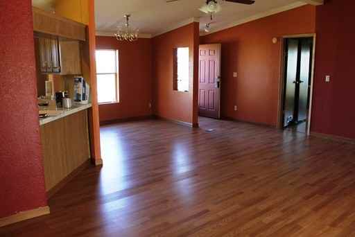 20795 Oasis Ave - Photo 2 of 21