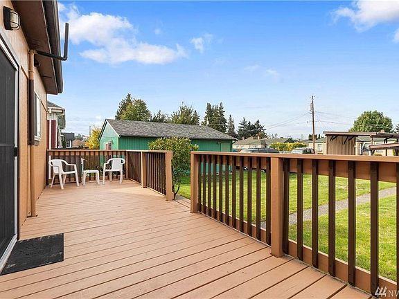 615 Morris Ave S - Photo 2 of 7