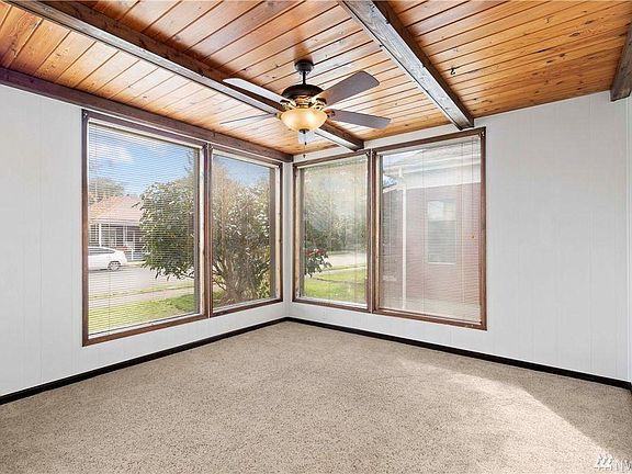 615 Morris Ave S - Photo 3 of 7