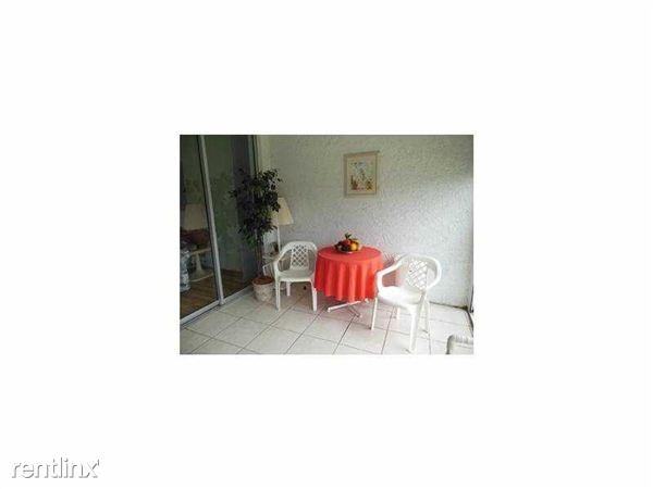 1831 Sabal Palm Dr - Photo 3 of 19