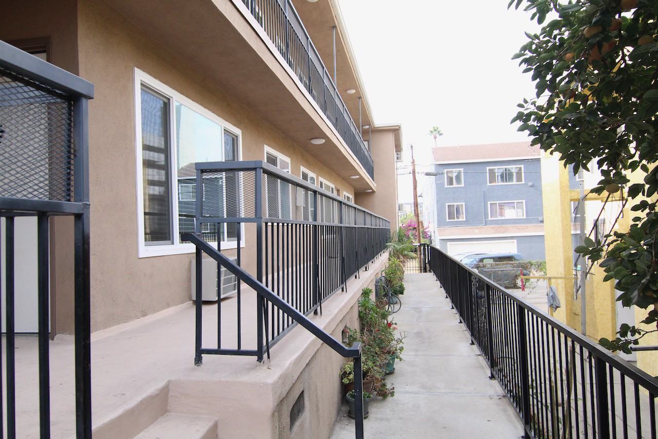 N Edgemont St. & Sunset Blvd. - Photo 2 of 32