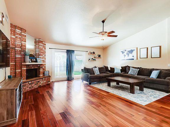 8553 W Joan De Arc Ave - Photo 3 of 20