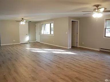 2720 Shelburne Ln - Photo 3 of 17