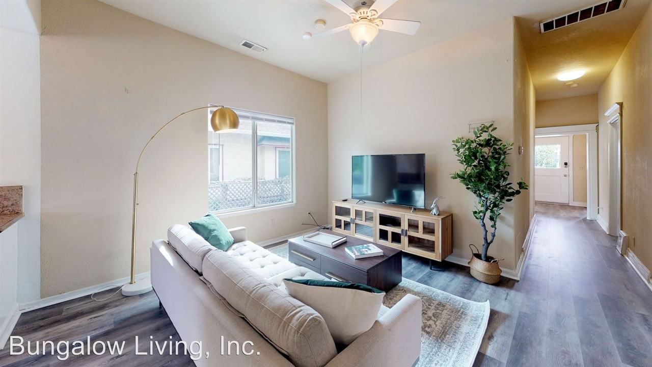 380 N 13th St - Photo 3 of 40