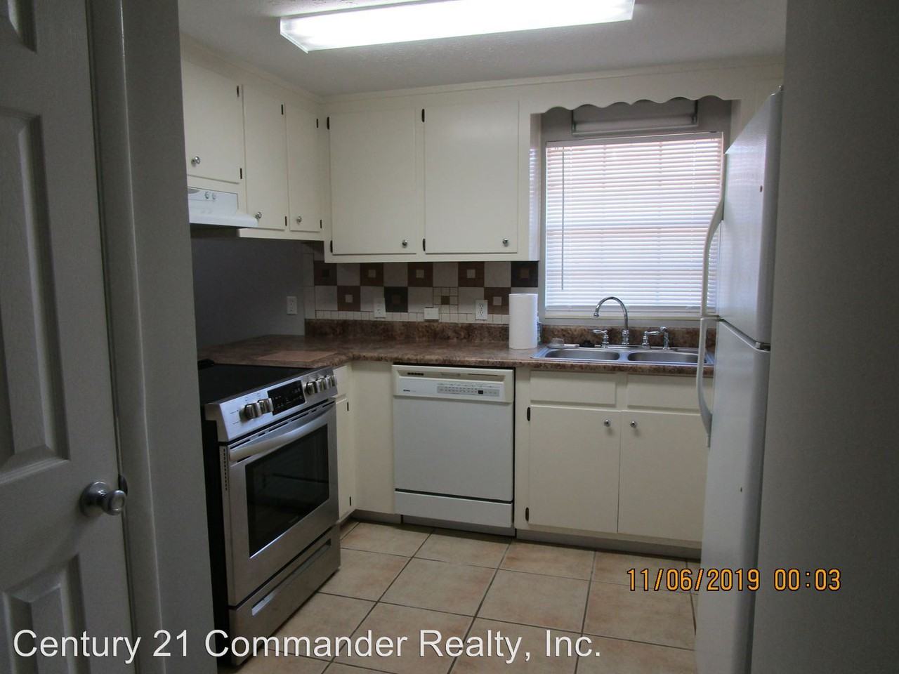 1007 Bradley Circle - Photo 2 of 24