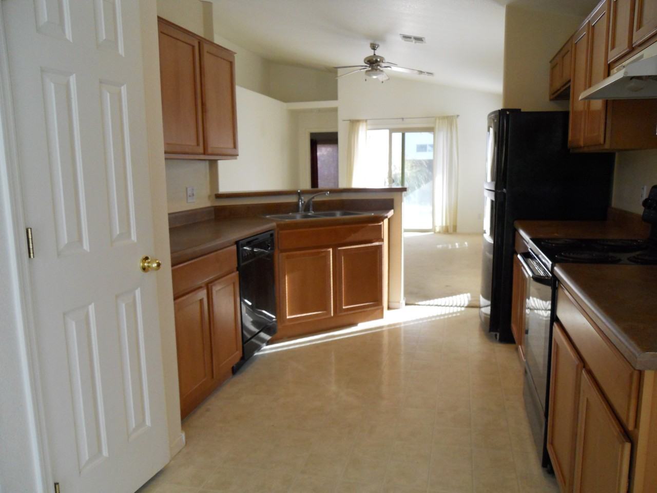 7927 W Sacramento Hill Dr - Photo 2 of 3