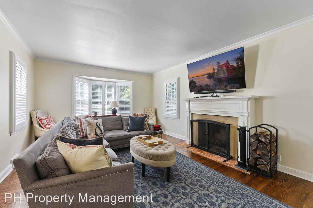 4120 W 28th Street - Photo 2 of 21