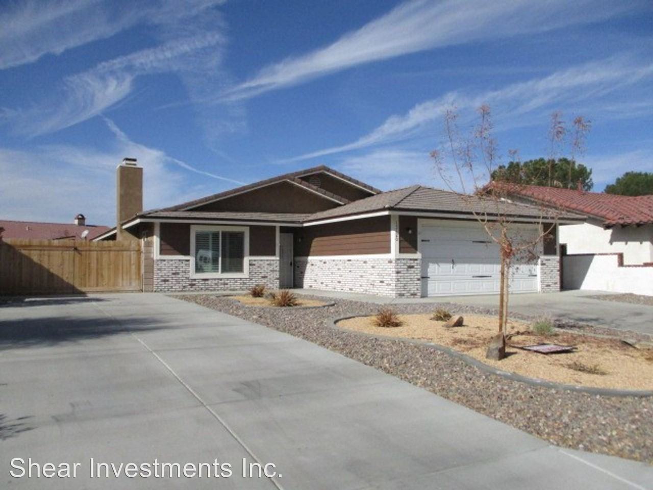 13120 Riverview Dr - Photo 2 of 19