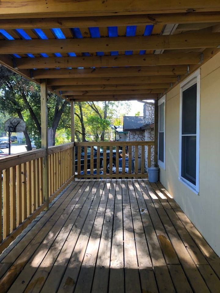 231 Laddie Place - Photo 3 of 12