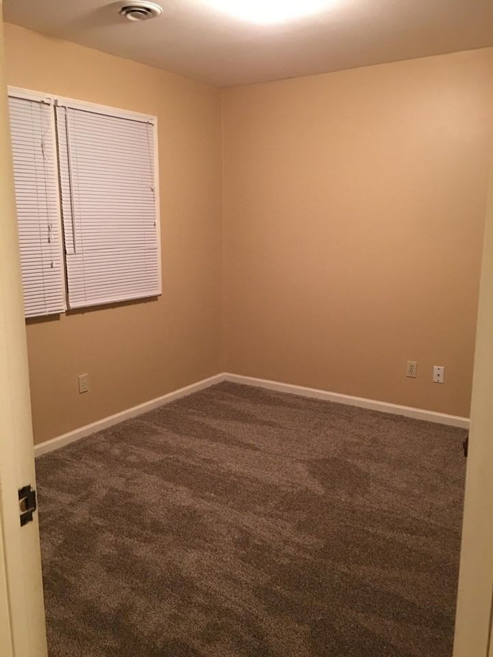 3051 Elijah Pkwy - Photo 3 of 11