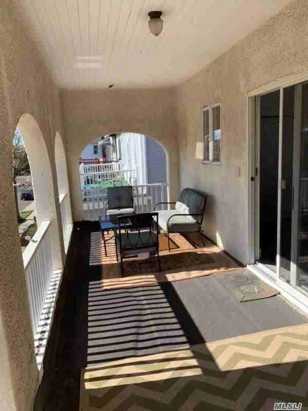 353 W Chester St - Photo 2 of 12