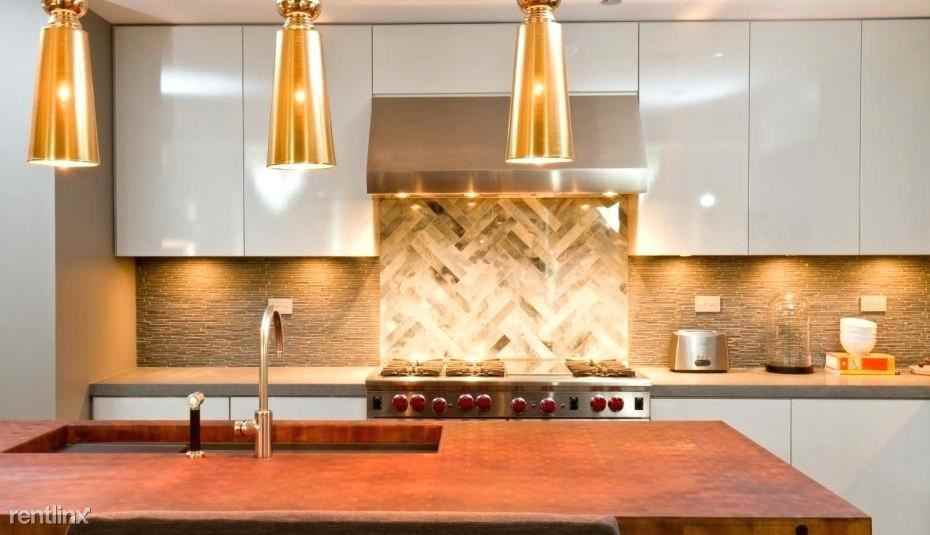 1051 San Saba St - Photo 3 of 4